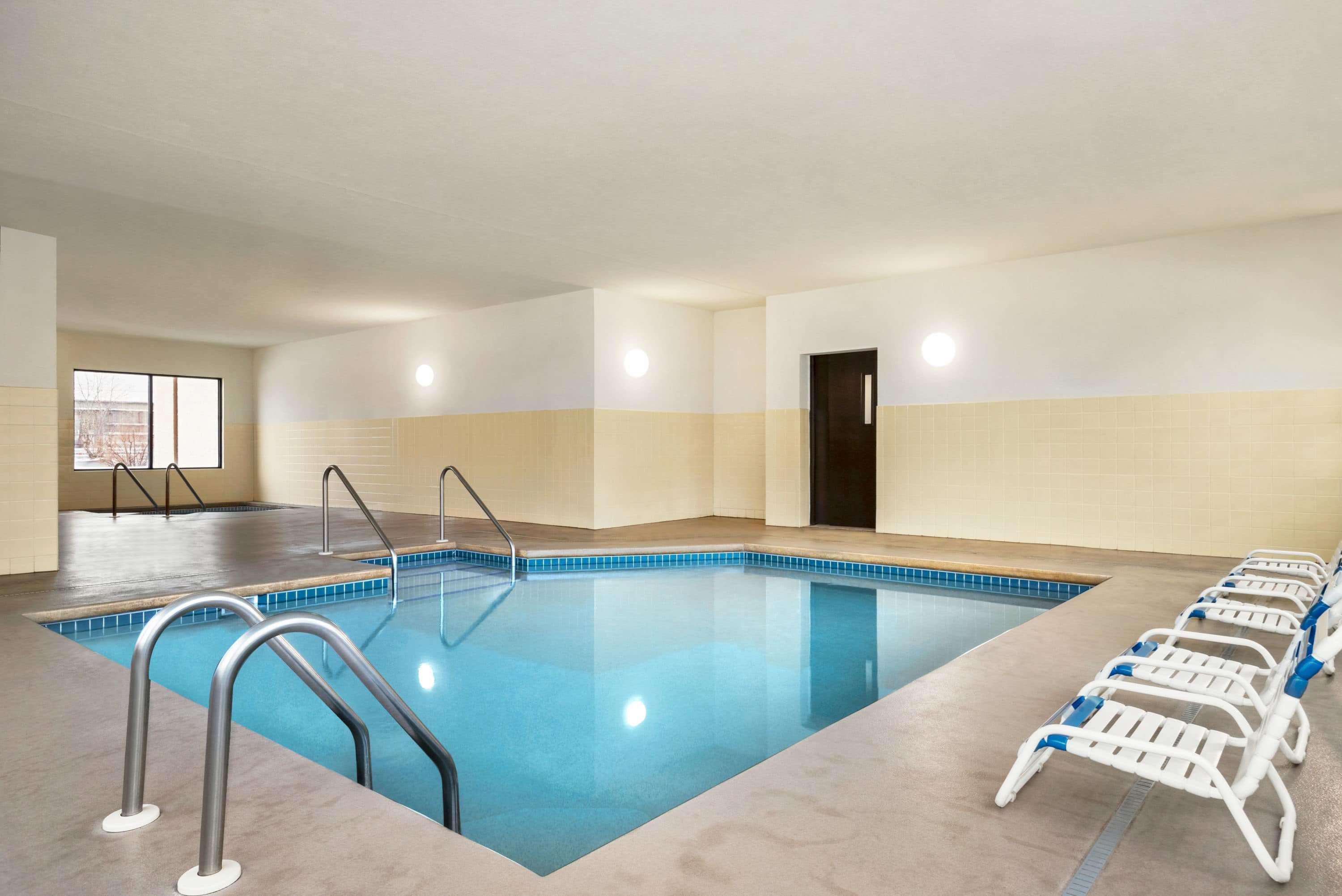 Howard Johnson By Wyndham Appleton Exteriér fotografie